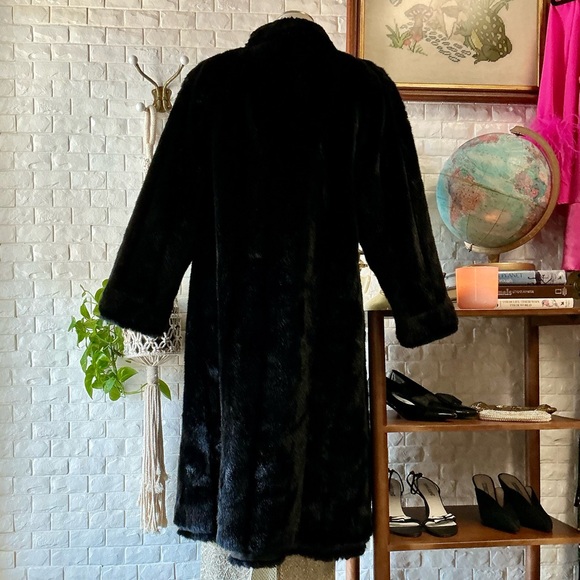 Vintage Marvin Richards Long Black Plush Faux Fur Overcoat Reversible Nylon Coat - Picture 5 of 9